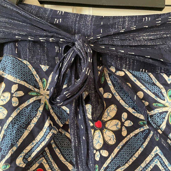 Anna Sui for Anthropologie - Picture 2 of 6